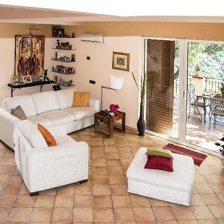 Casa Vacanze Gallodoro Letojanni Zewnętrze zdjęcie